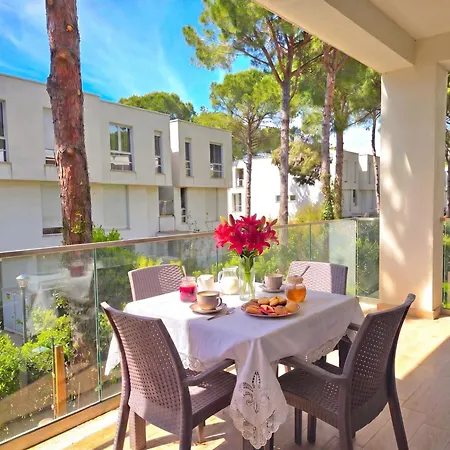 Beachside * Plazhi San Pietro