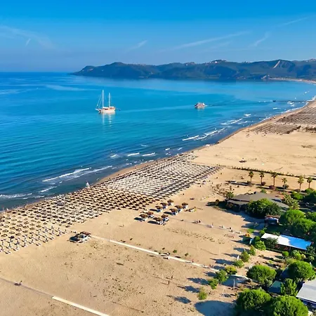 Beachside * Plazhi San Pietro