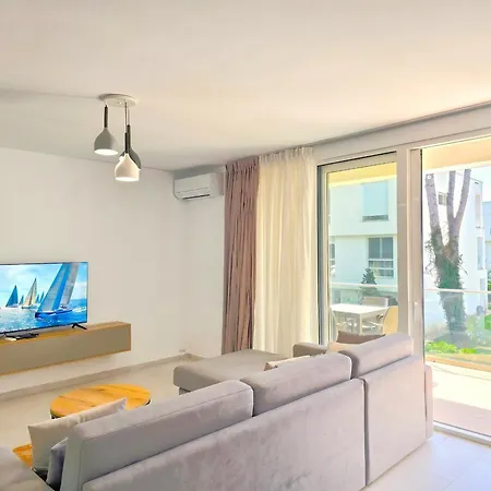 Daire Beachside Plazhi San Pietro