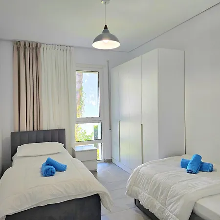 Beachside Apartamento *
