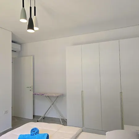 Beachside * Plazhi San Pietro