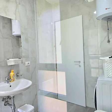 Apartamento Beachside Plazhi San Pietro